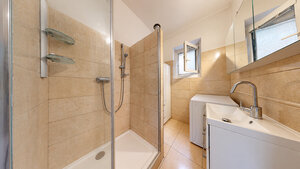 BERNOLÁKOVO - Hlavná ulica - UP cca 210 m² a pozemkom 957 m², garáž — foto 9