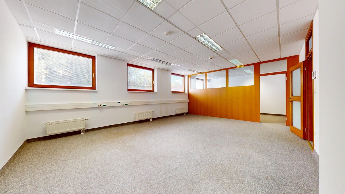 Kancelársky priestor 122,19 m² – Kukuričná, Bratislava