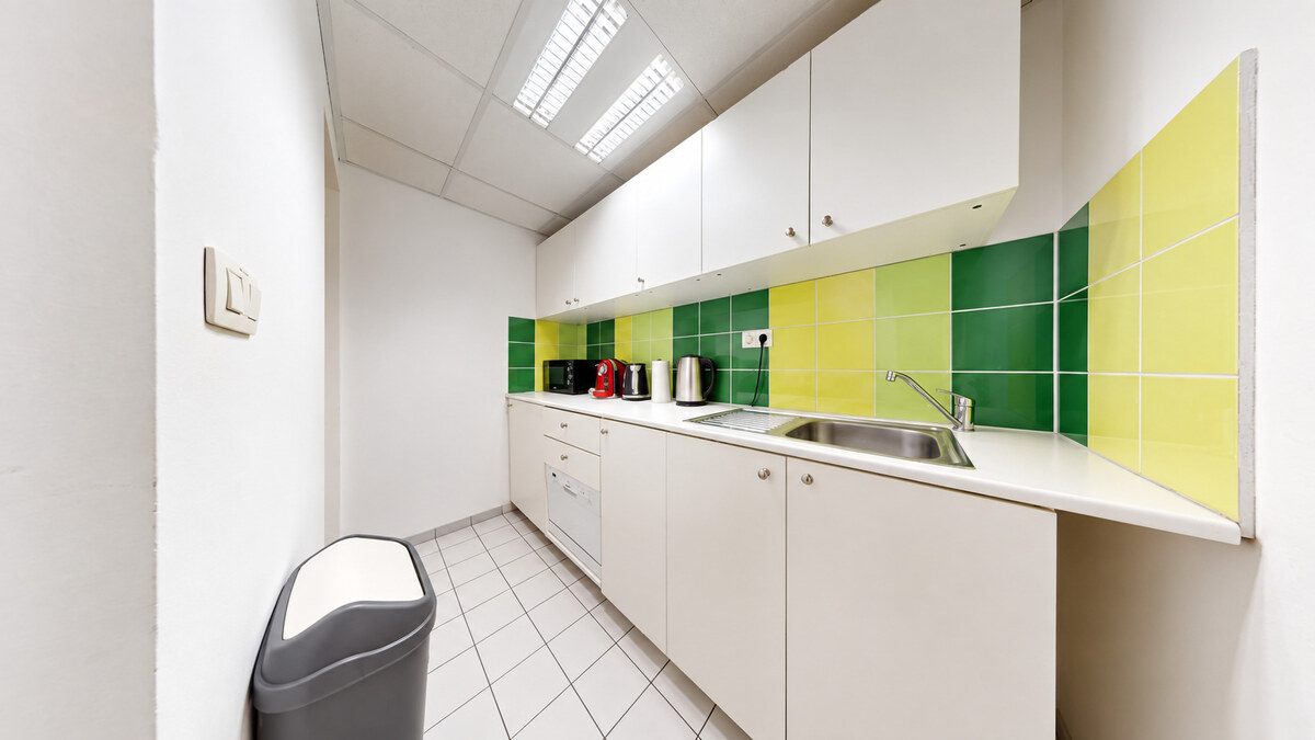 PRENÁJOM KANCELÁRIE 28,6 m² – VIKTORIA, KOŠICKÁ ULICA, BRATISLAVA — foto 12