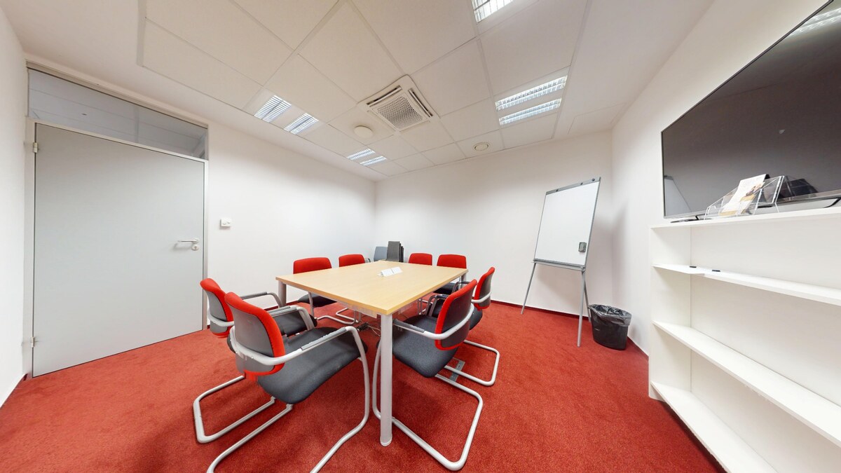 PRENÁJOM KANCELÁRIE 28,6 m² – VIKTORIA, KOŠICKÁ ULICA, BRATISLAVA — foto 2