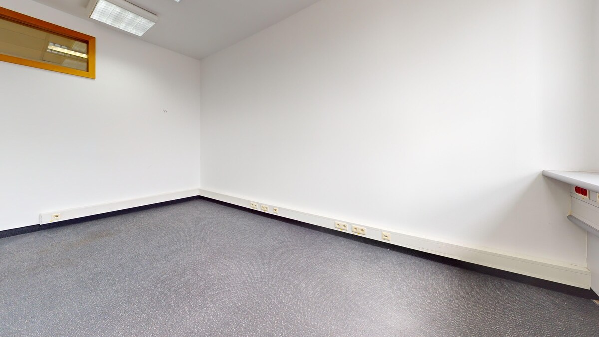 PRENÁJOM KANCELÁRIÍ NA KOŠICKEJ ULICI – BRATISLAVA — foto 12