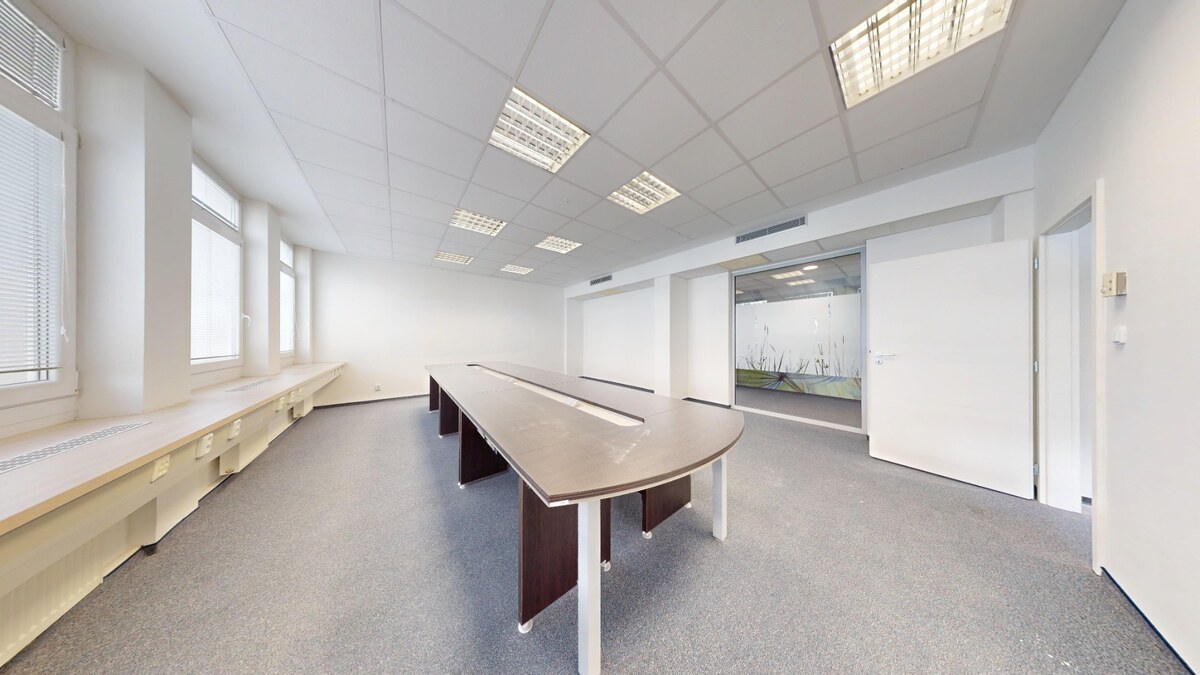 Samostatné kancelárske priestory 228,38 m2 -  BA II. Miletičova — foto 16