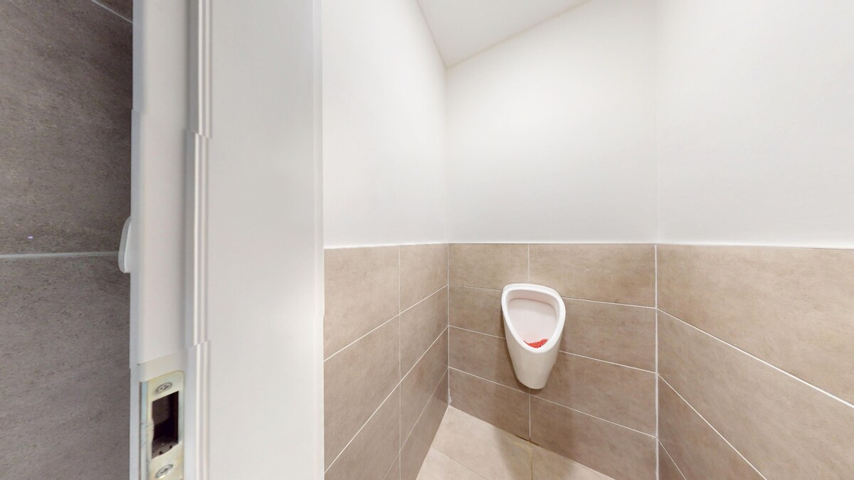 Samostatné kancelárske priestory 228,38 m2 -  BA II. Miletičova — foto 23