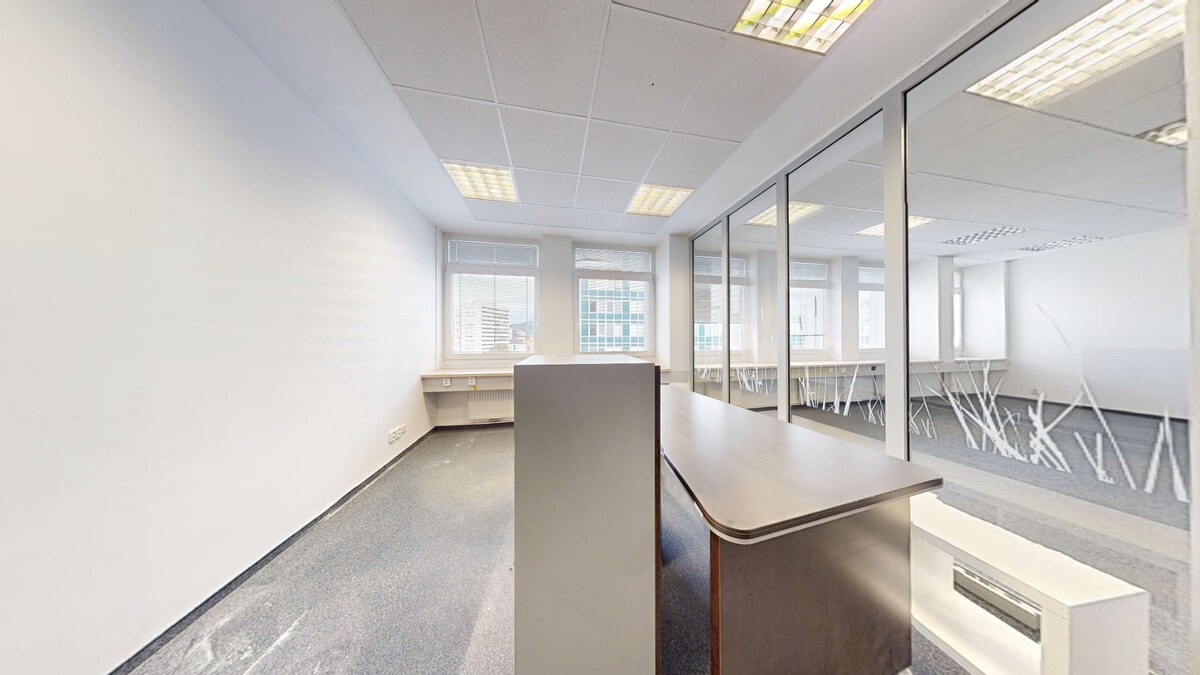 Samostatné kancelárske priestory 228,38 m2 -  BA II. Miletičova — foto 9