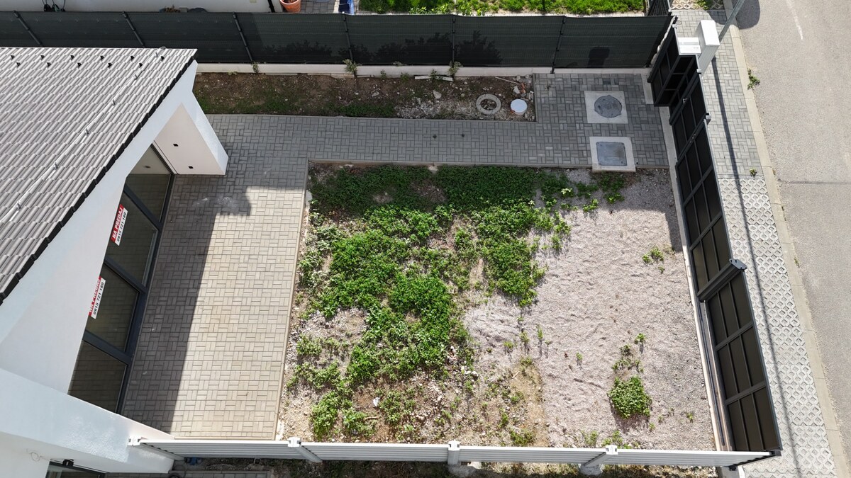NOVOSTAVBA RODINNÉHO DOMU + OBYTNÉ PODKROVIE- úžitková plocha 136 m2 — foto 19