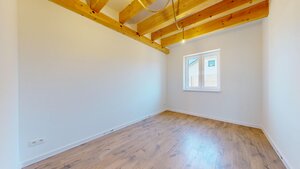 NOVOSTAVBA RODINNÉHO DOMU + OBYTNÉ PODKROVIE- úžitková plocha 136 m2 — foto 8