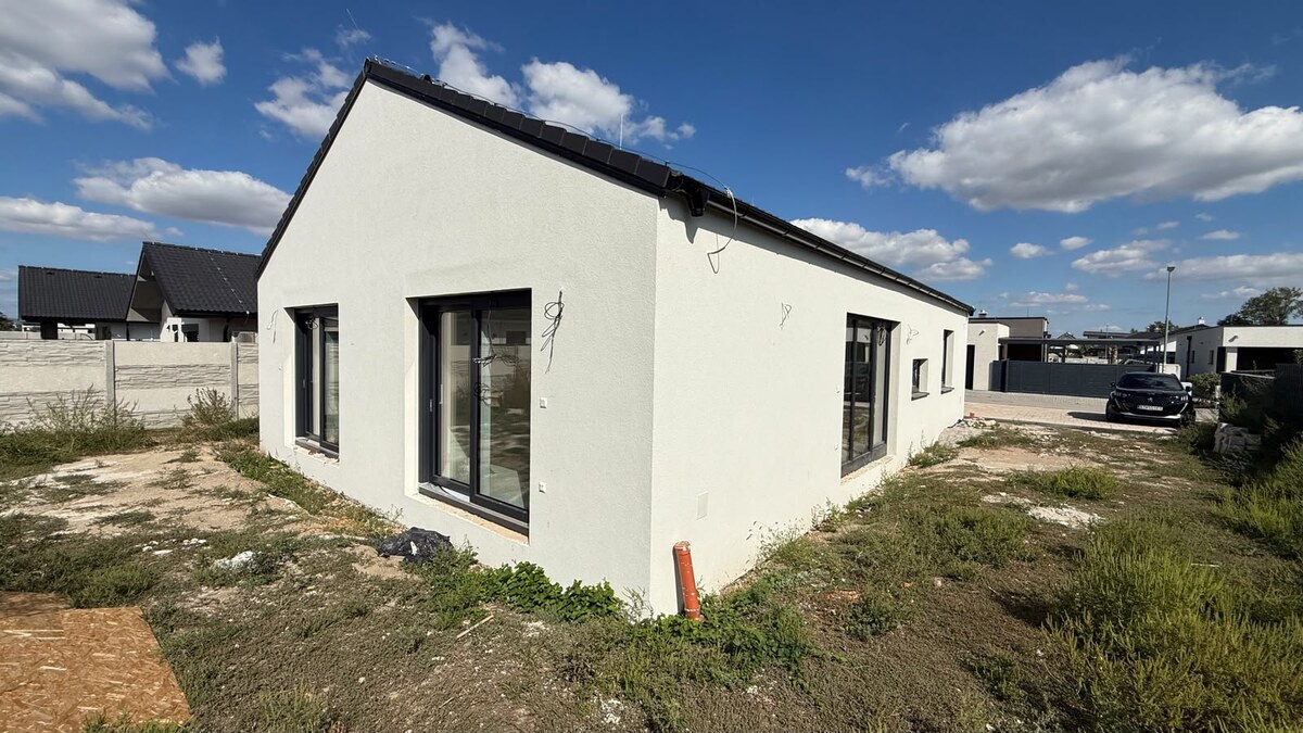 MODERNÝ 4-IZBOVÝ RODINNÝ DOM V SENCI | 116,52 m² | POZEMOK 561 m² — foto 30