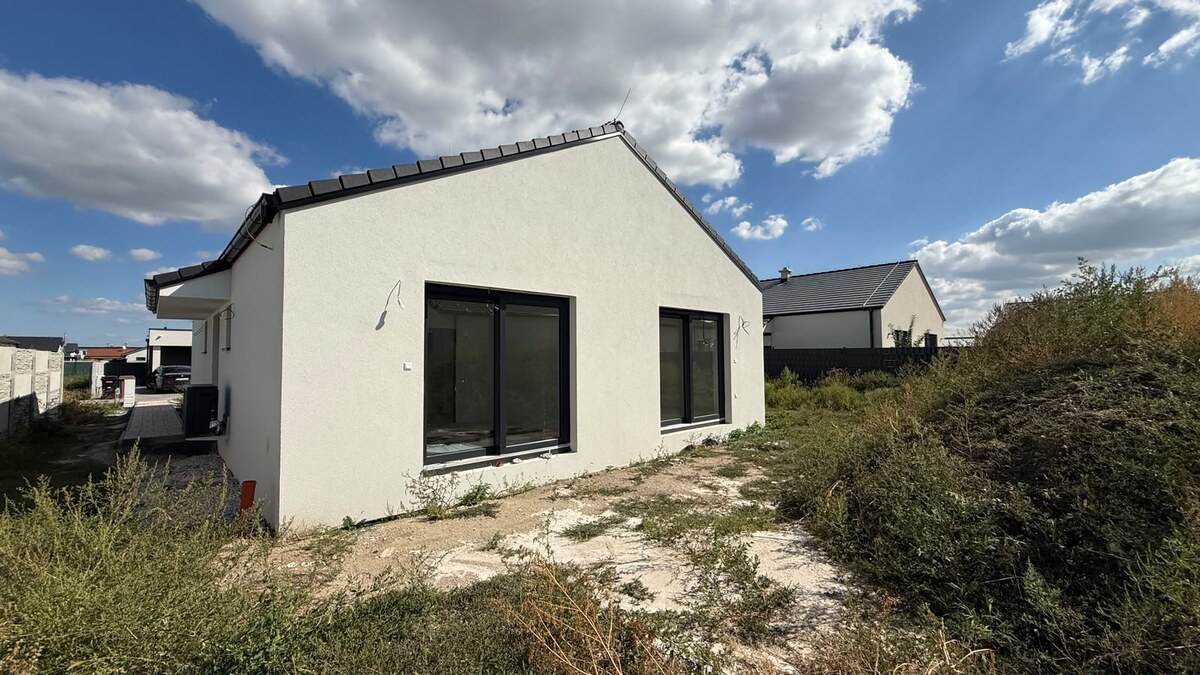 MODERNÝ 4-IZBOVÝ RODINNÝ DOM V SENCI | 116,52 m² | POZEMOK 561 m² — foto 31