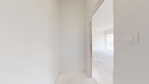 NOVY SVET - SKOLAUDOVANÝ rodinný dom s terasou a parkovaním — foto 15