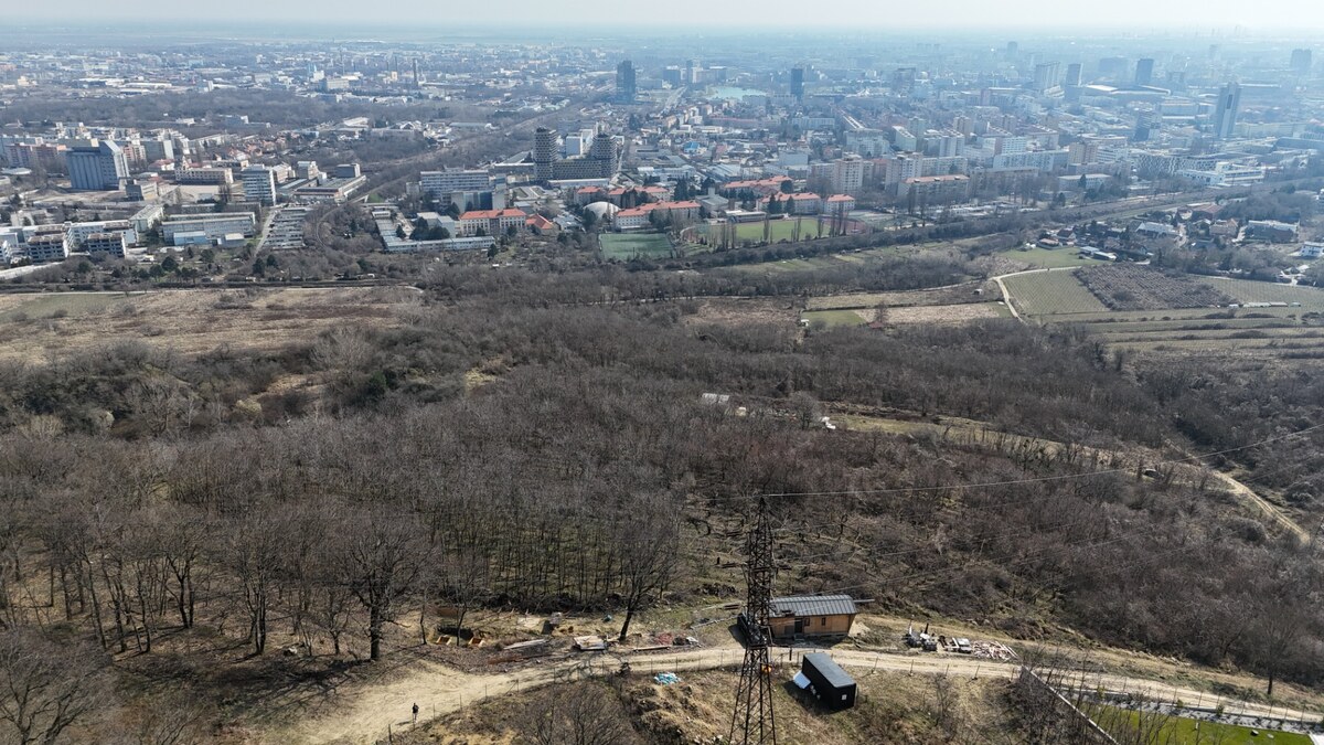AHOJ BRIEŽKY | SAMOSTATNÝ RODINNÝ DOM V DOTYKU S PRÍRODOU — foto 8