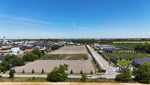 Stavebný pozemok na predaj – Kvetoslavov, 2 500 m² - súkromná ulica — foto 3