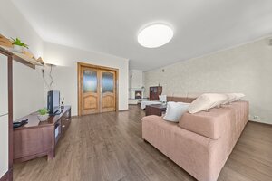 BA/DLHÉ DIELY - 4i mezonet v rodinnej vile o výmere viac ako 142m2 — foto 11