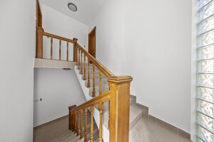 4-IZBOVÝ BYT S TERASOU V EXKLUZÍVNEJ VILE | KARLOVA VES — foto 19