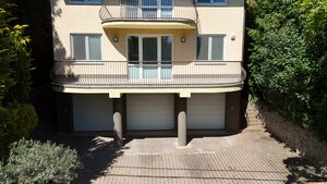 4-IZBOVÝ BYT S TERASOU V EXKLUZÍVNEJ VILE | KARLOVA VES — foto 38