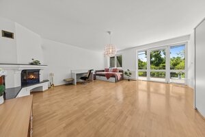 4-IZBOVÝ BYT S TERASOU V EXKLUZÍVNEJ VILE | KARLOVA VES — foto 4
