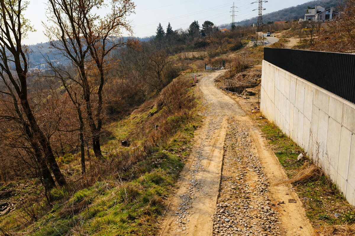 AHOJ BRIEŽKY | VÝNIMOČNÉ BÝVANIE NA ROZHRANÍ MESTA A PRÍRODY — foto 7