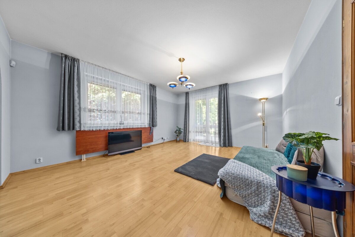 KARLOVA VES- Vila s investičným potenciálom a tromi samostatnými bytmi — foto 16