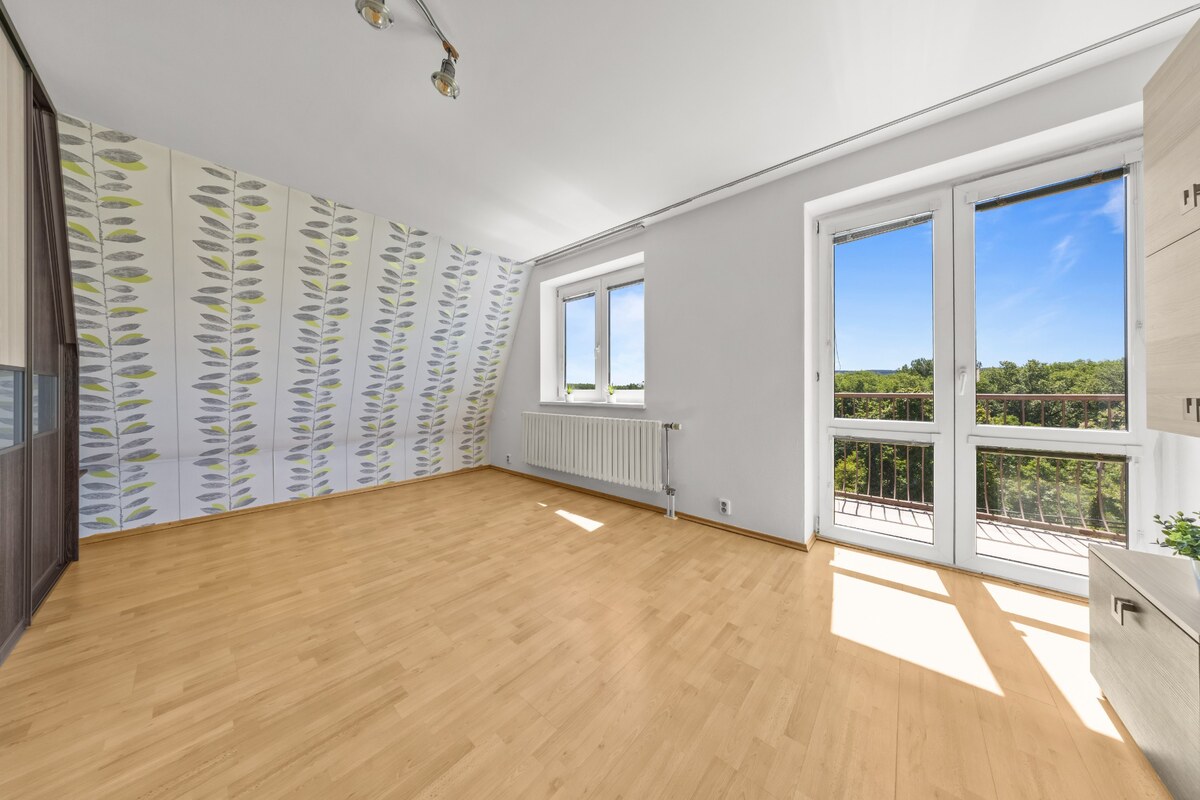 KARLOVA VES- Vila s investičným potenciálom a tromi samostatnými bytmi — foto 21
