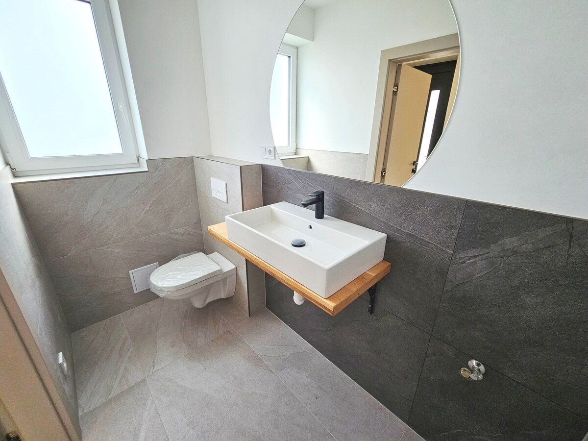 SKOLAUDOVANÝ 4 izbový RD, ÚP 128 m2 S TEP. ČERPADLOM, POZEMOK 405 m2 — foto 17