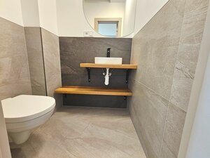 SKOLAUDOVANÝ 4 izbový RD, ÚP 128 m2 S TEP. ČERPADLOM, POZEMOK 405 m2 — foto 9