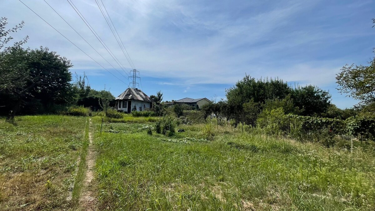 Slnečný pozemok pri Malom Dunaji s chatkou – ideálne miesto na  oddych — foto 10