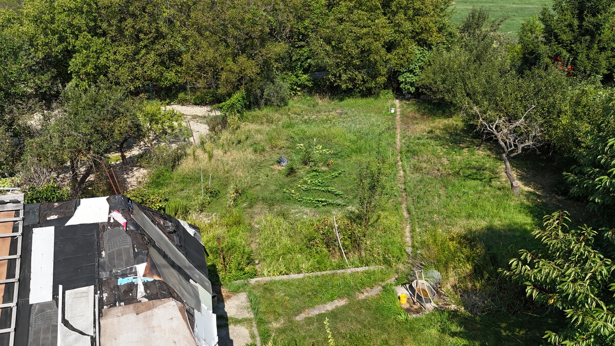 Slnečný pozemok pri Malom Dunaji s chatkou – ideálne miesto na  oddych — foto 19