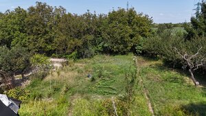 Slnečný pozemok pri Malom Dunaji s chatkou – ideálne miesto na  oddych — foto 18