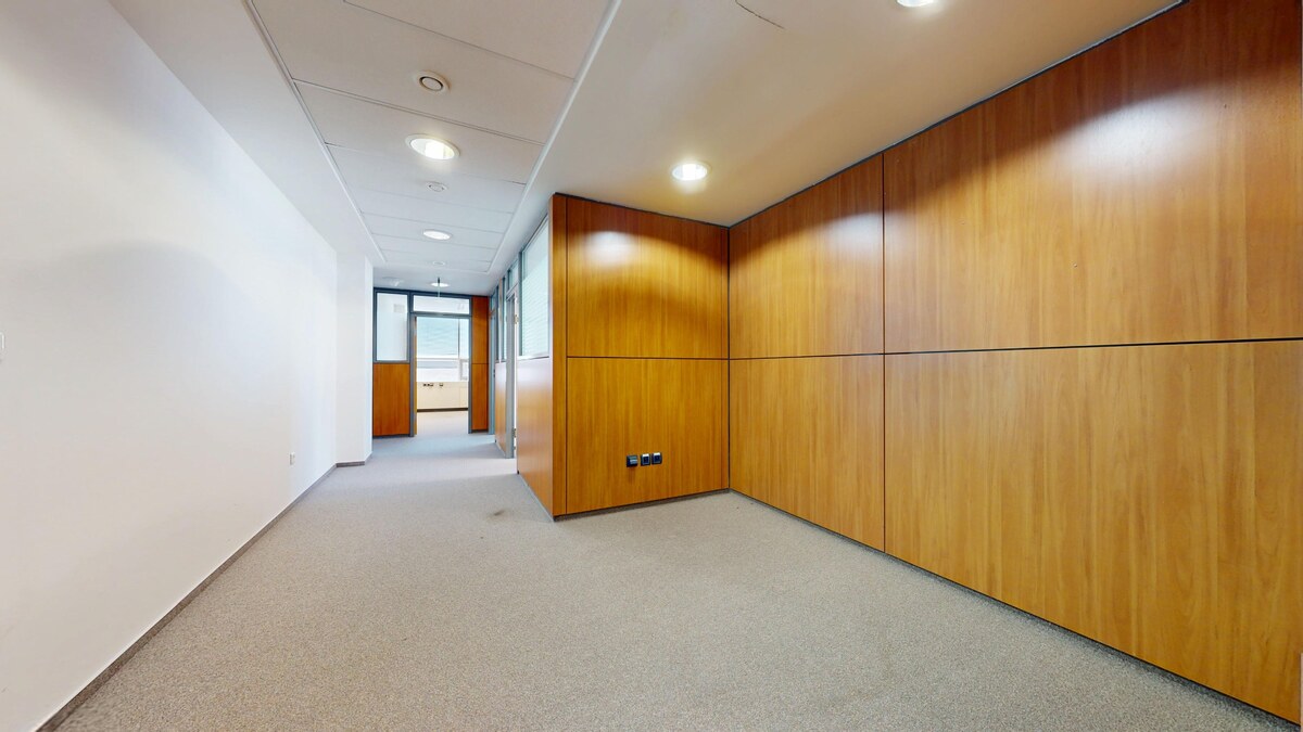 Krásne moderné kancelárie WESTEND TOWER, Dúbravská cesta BA IV. — foto 4