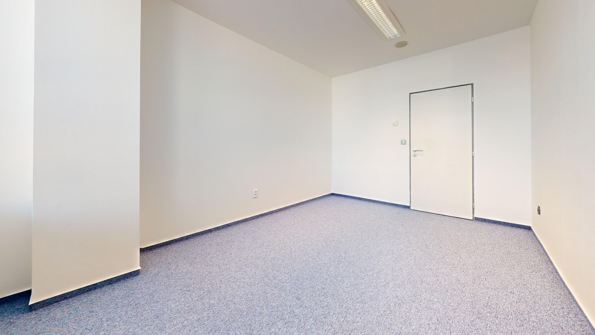 Moderná kancelária 20,17 m2 -  WESTEND TOWER, Dúbravská cesta BA IV. — foto 9