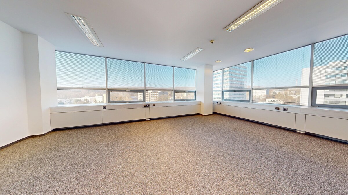 Krásna moderná 3 kancelária -93,25m2 WESTEND TOWER, Dúbravská cesta BA — foto 3