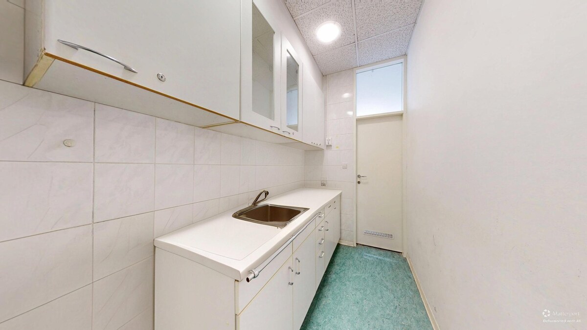 Kancelárske celky od 19,83 m2 až po  do 479 m2, BA II. Miletičova — foto 10