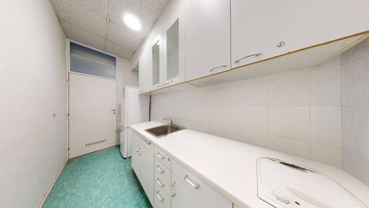 Kancelárske celky od 19,83 m2 až po  do 479 m2, BA II. Miletičova — foto 11