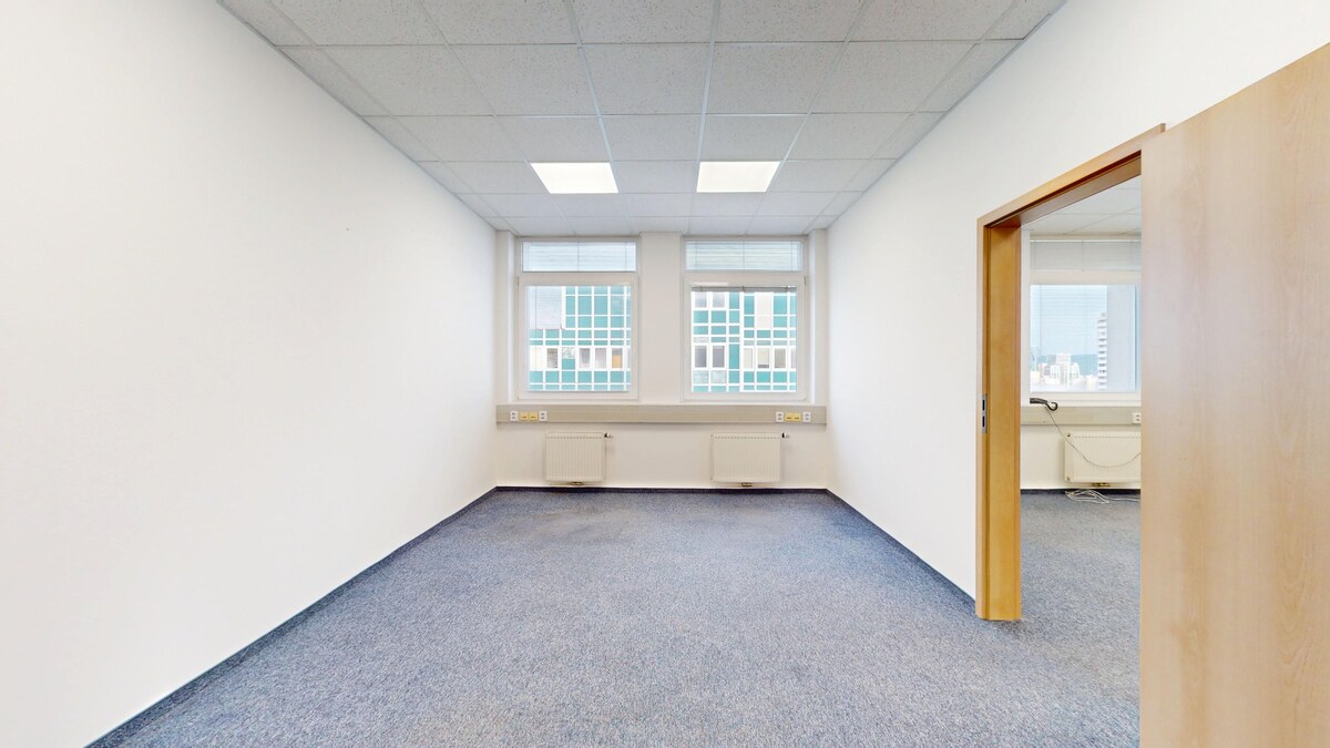 Kancelárske celky od 19,83 m2 až po  do 479 m2, BA II. Miletičova — foto 5