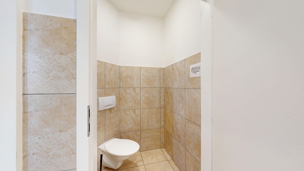 Samostatné kancelárske priestory 95,6 m2 -  BA II. Miletičova — foto 18