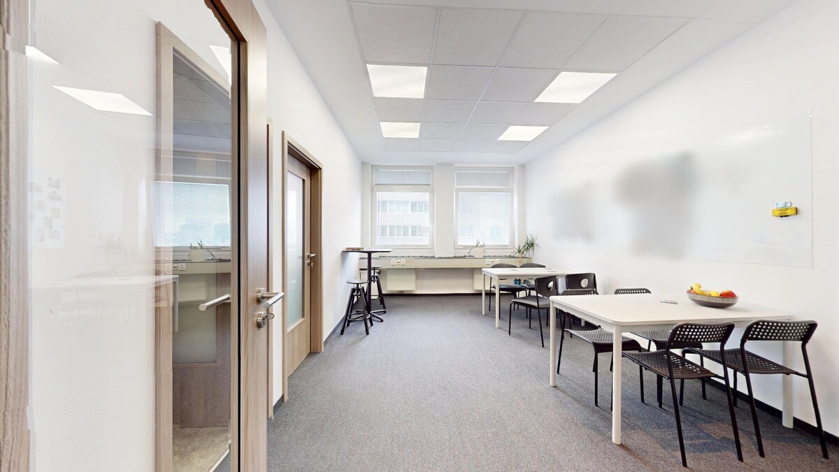 Samostatné kancelárske priestory 95,6 m2 -  BA II. Miletičova — foto 22