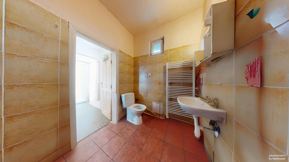 Veľký priestranný pozemok o rozlohe 7445 m2 s RD, Jelka — foto 25