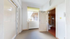 Veľký priestranný pozemok o rozlohe 7445 m2 s RD, Jelka — foto 23