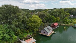 BA/JAROVCE - Objav kúsok raja v Jaroveckej zátoke - hausbot na predaj — foto 25