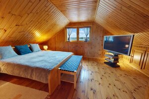Výnimočný prenájom hausbótu na Jaroveckom ramene – bývanie na vode — foto 12
