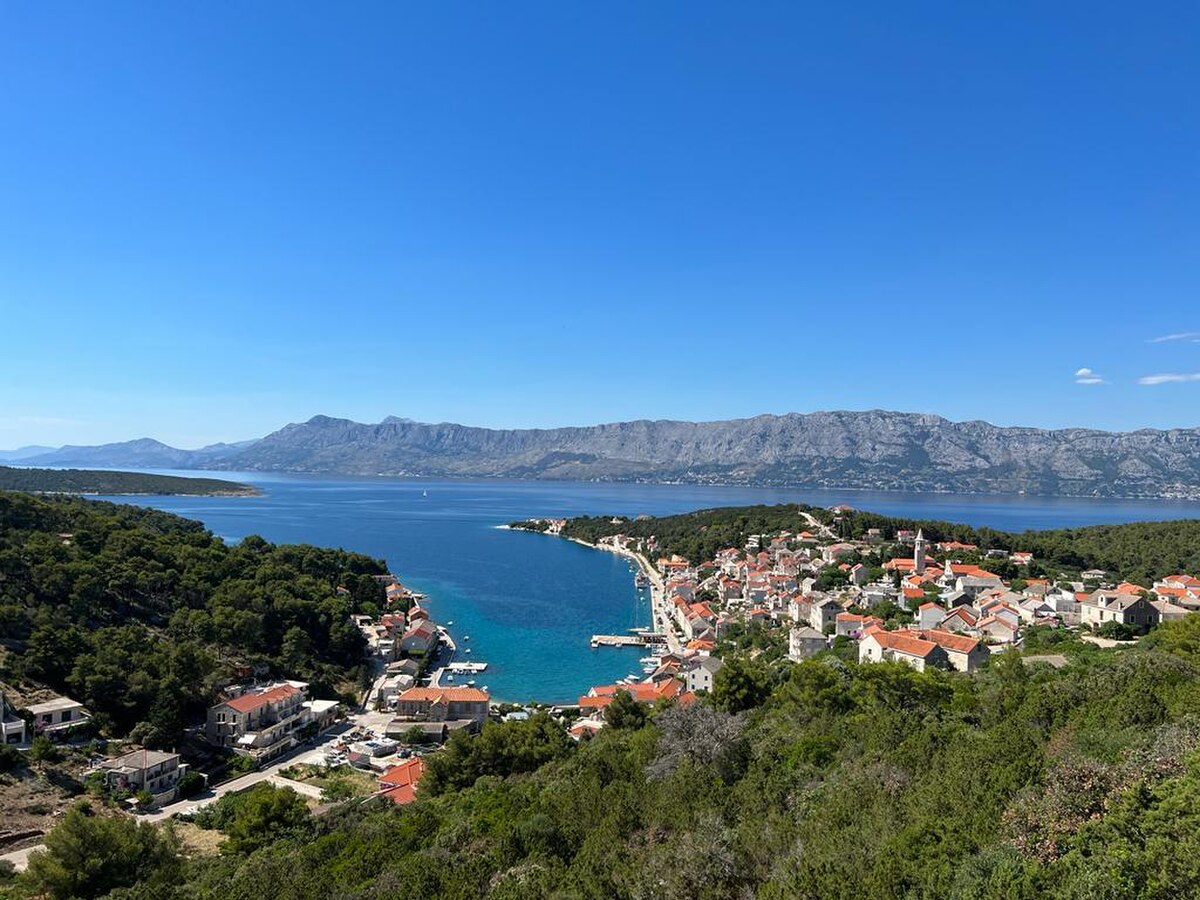 CHORVATSKO/BRAČ - Stavebný pozemok 150m od krásnej pláže — foto 18