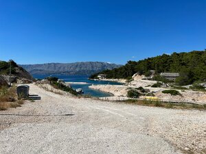 CHORVATSKO/BRAČ - Stavebný pozemok 150m od krásnej pláže — foto 17