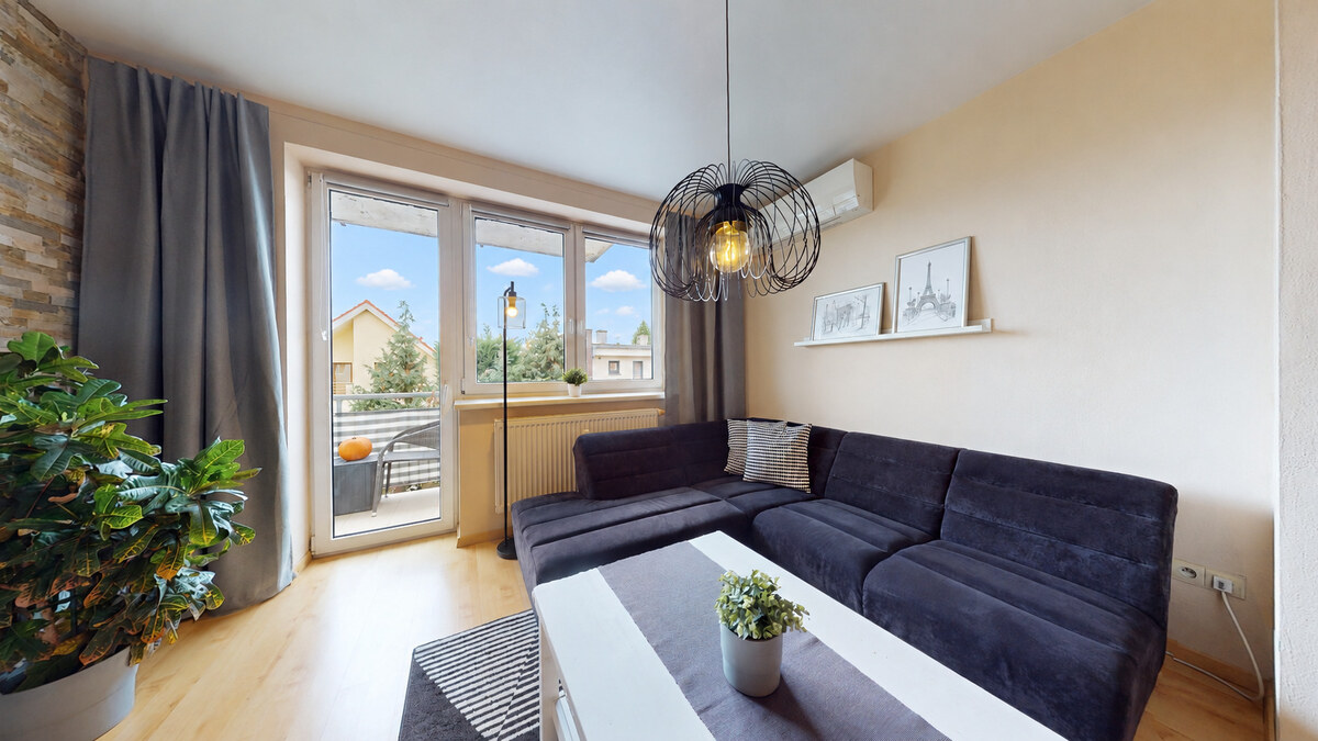 VEĽKORYSÝ 3-izb. byt (97m²) s balkónom, 2 pivnicami a 2x garáž. státím — foto 6