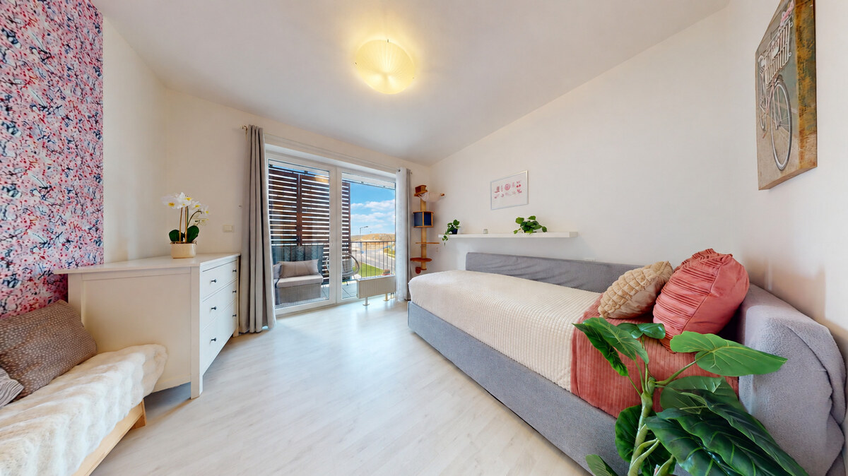 SLNEČNICE – VILADOMY | Svetlý 2-izbový byt s 25 m² terasou na predaj — foto 5