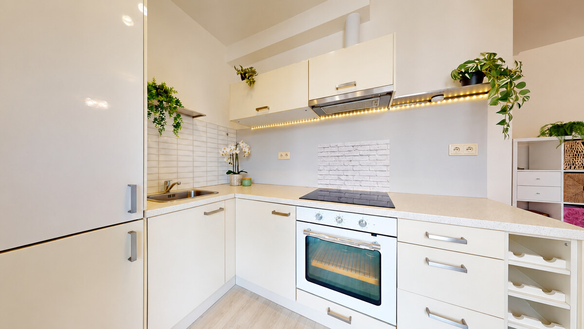 SLNEČNICE – VILADOMY | Svetlý 2-izbový byt s 25 m² terasou na predaj — foto 8