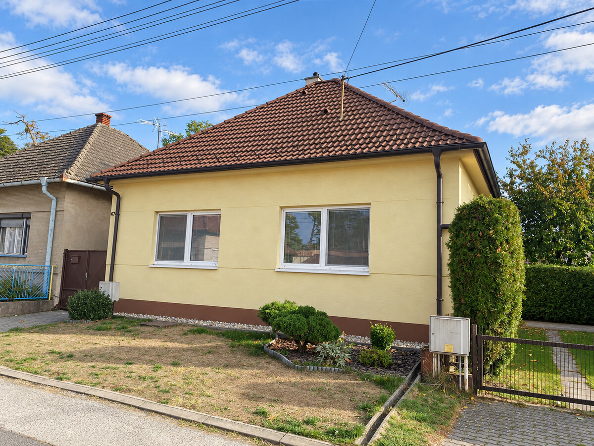 Lozorno-PRENÁJOM zariadeného 4-izbového RD- dvor, garáž a záhrada — foto 3