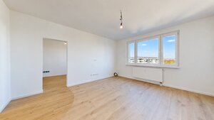 DLHE DIELY - Zrekonštruovaný 3i byt s loggiou - Kolískova ul. — foto 1