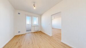 DLHE DIELY - Zrekonštruovaný 3i byt s loggiou - Kolískova ul. — foto 7