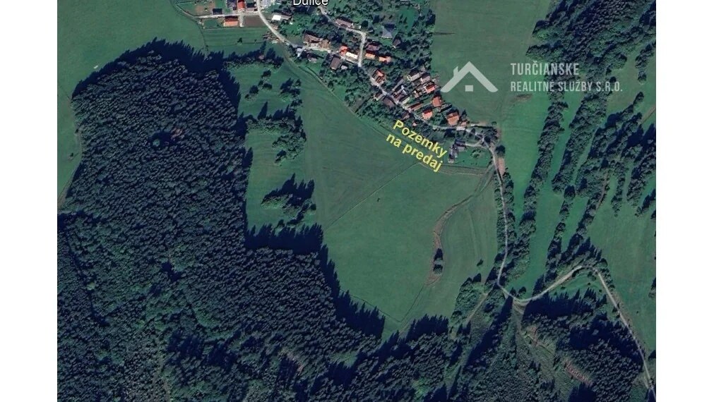 Slnečný zaujímavý stavebný pozemok pri Martine — foto 2