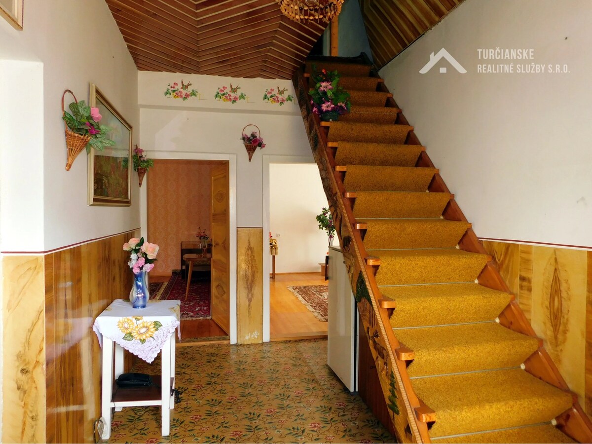 Rodinný dom s veľkým pozemkom vhodný na investíciu v Terchovej — foto 9