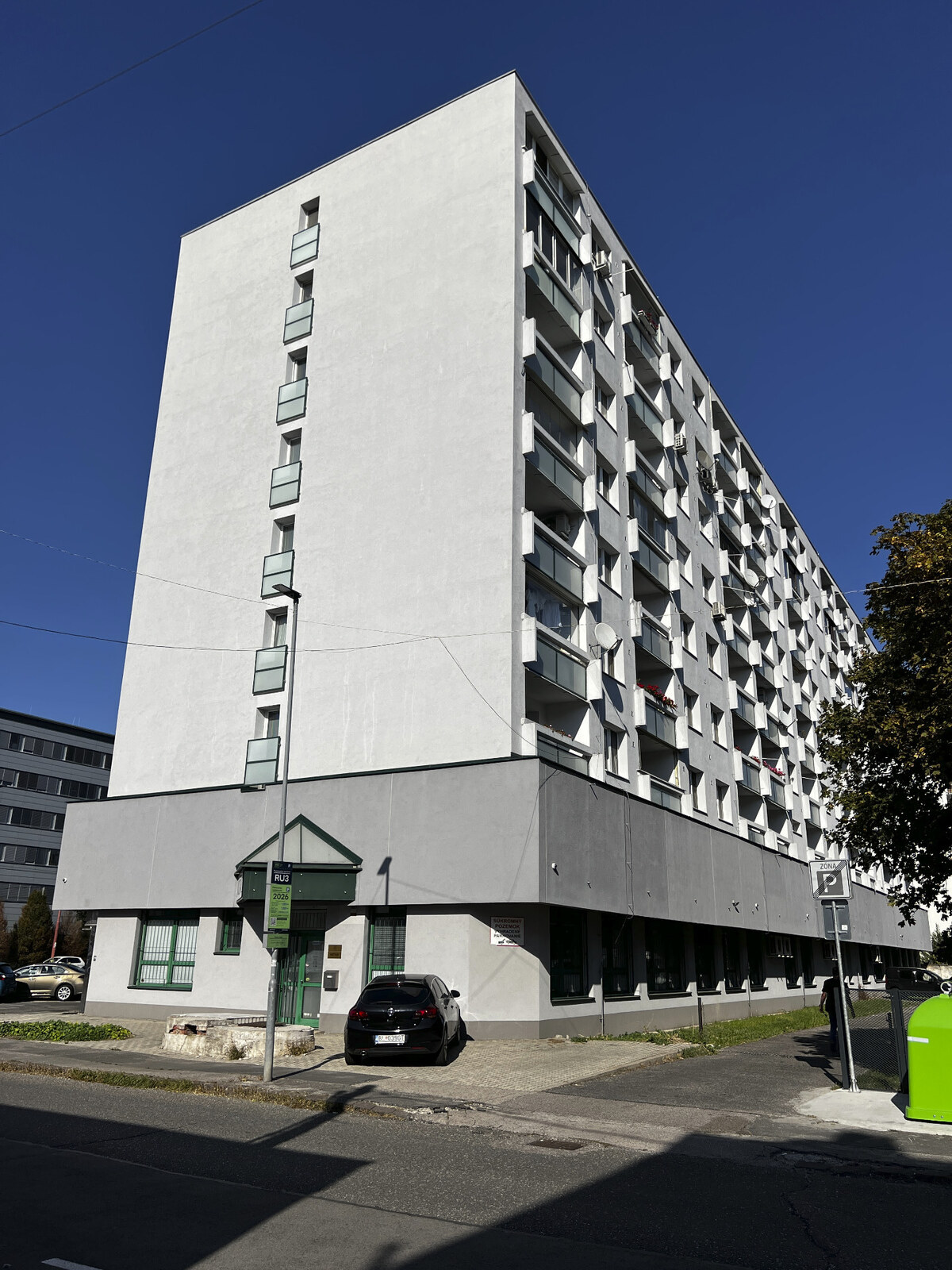 Obchodné priestory na Trnavskej ulici oproti Kauflandu — foto 6